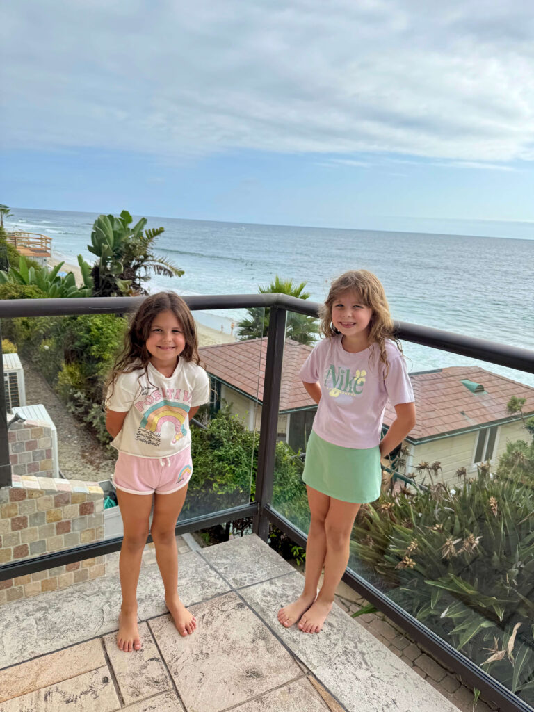 Laguna Beach coastline cliffs and coves in Southern California